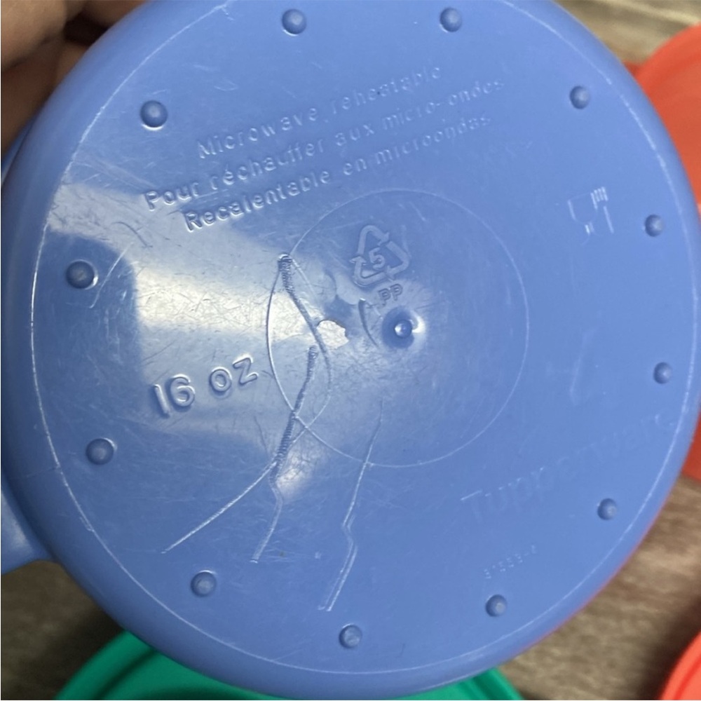 Colorful Plastic Storage Container - Picture 3 of 3